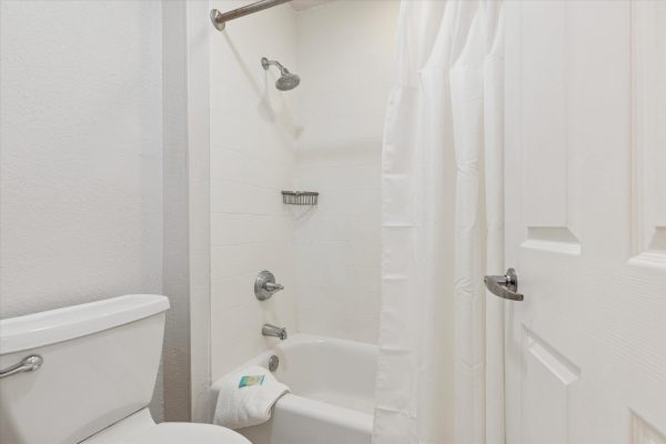 avia-residences-on-lincoln-malvern-pa-extended-stay134