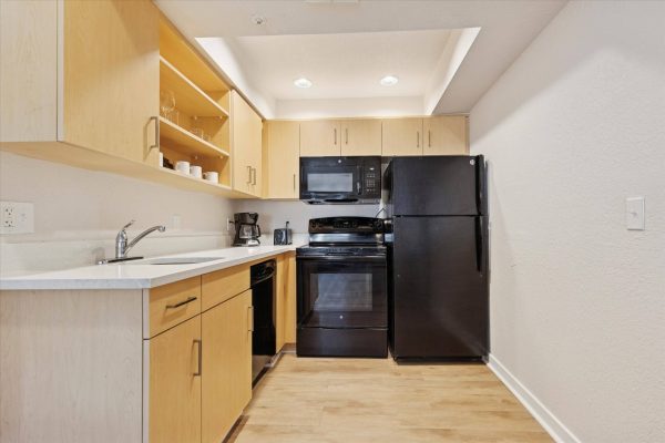 avia-residences-on-lincoln-malvern-pa-extended-stay135